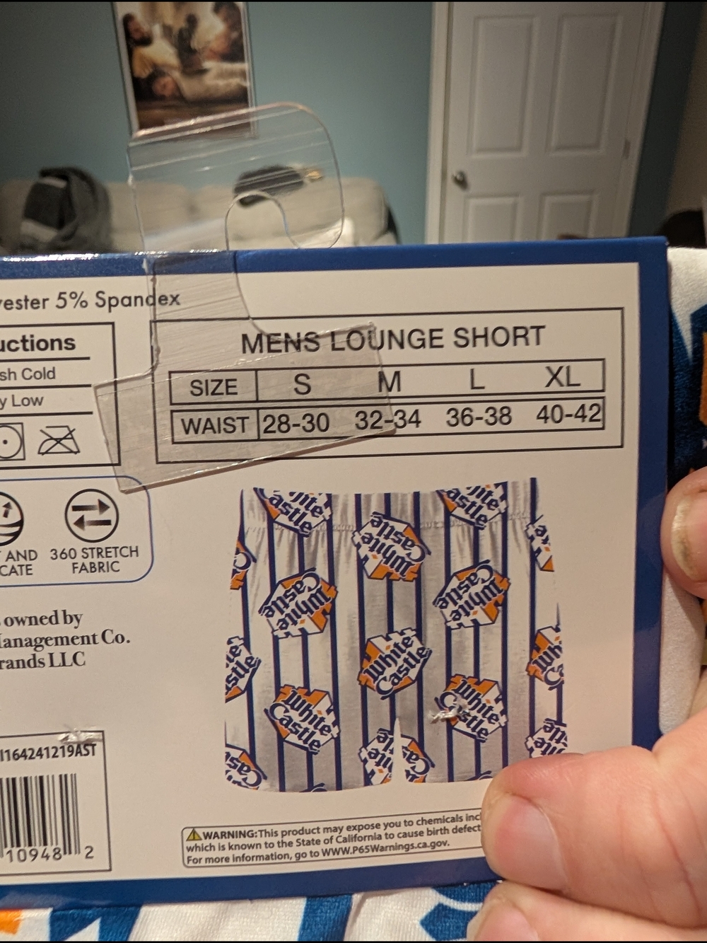 Men’s Lounge Shorts – White Castle Themed - Picture 3 of 3